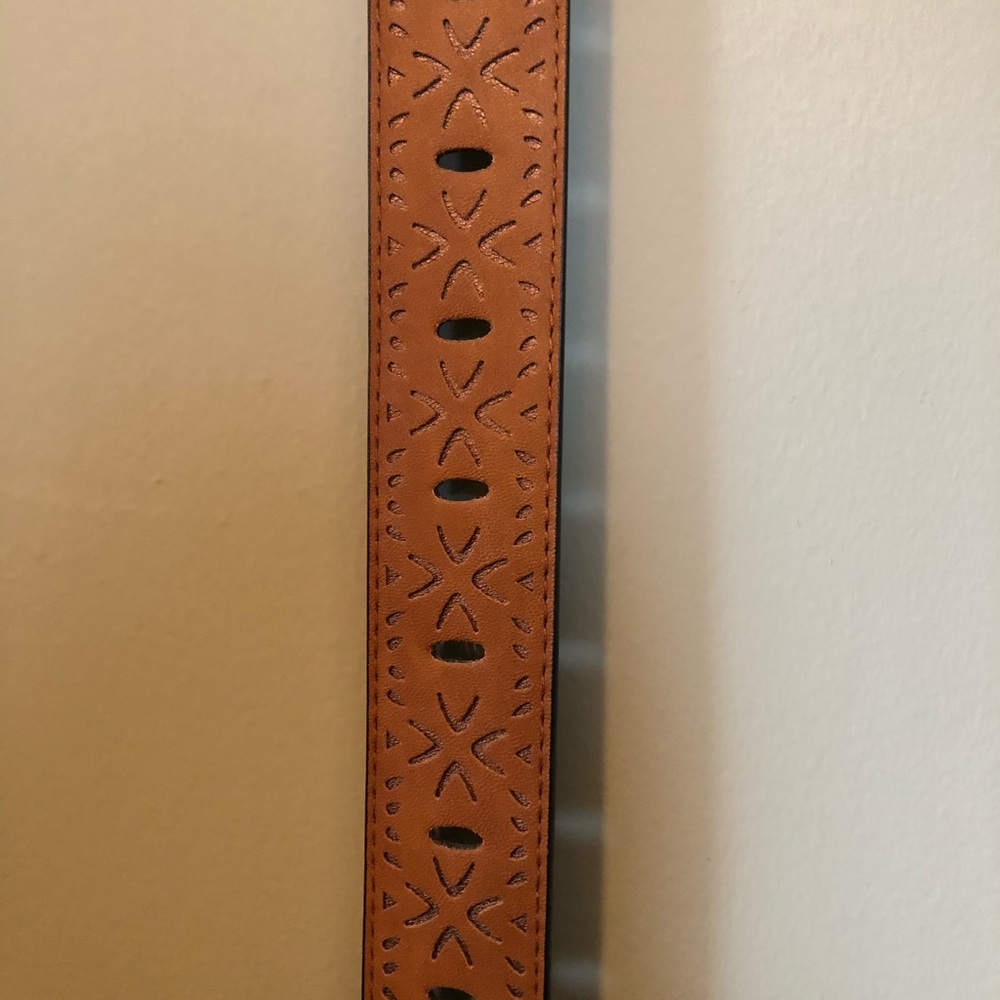 Belt - Picture 3 of 4